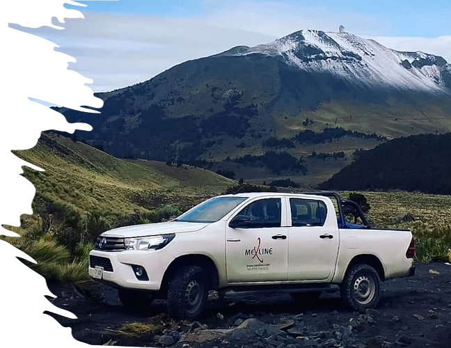 Unidad de campo de Mexline en un camino de montaña